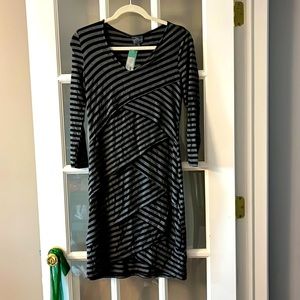 Market and Spruce dress black and gray Medium